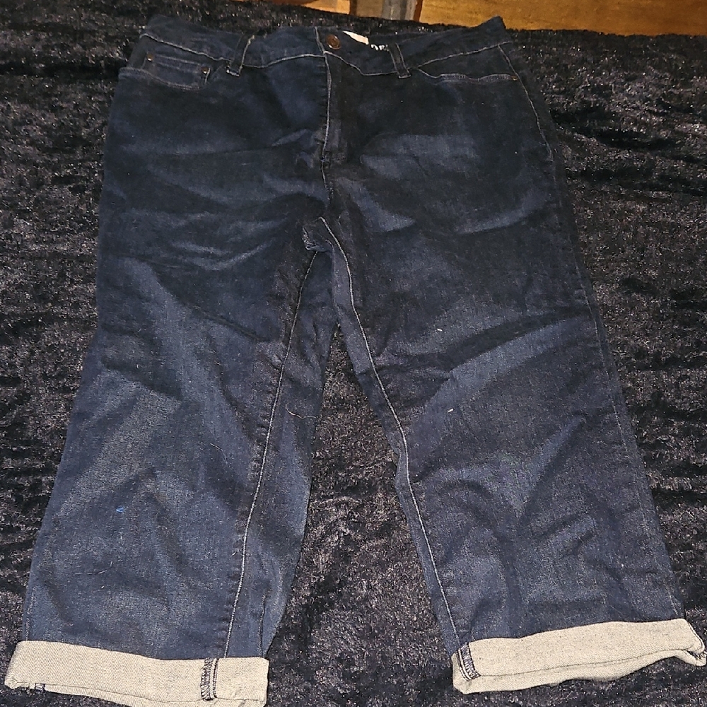 Croft & Barrow Jean Capris
